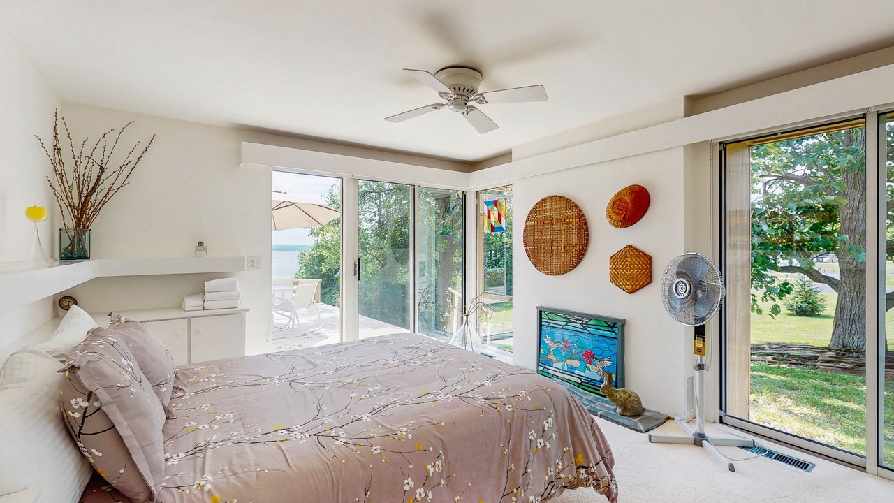 Photo of Bedroom in North Hero