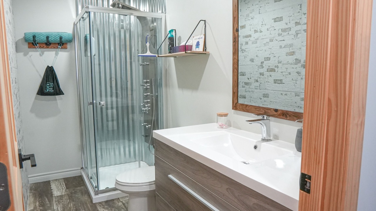 Photo of Bathroom in Saint-Raymond