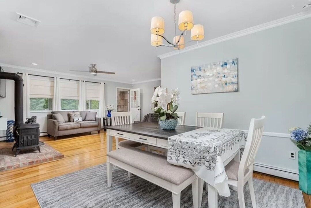 Photo of Others in Hampton Bays