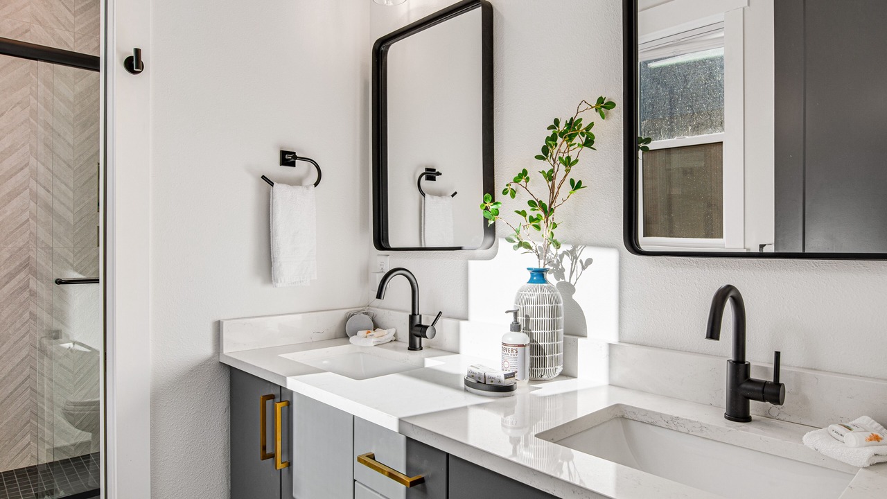 Photo of Bathroom in Roslyn