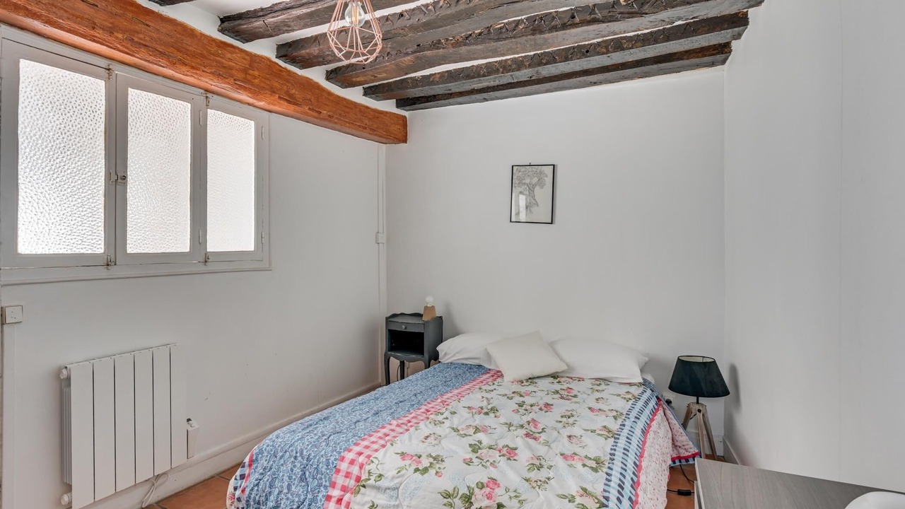 Photo of Bedroom in Saint-Merri