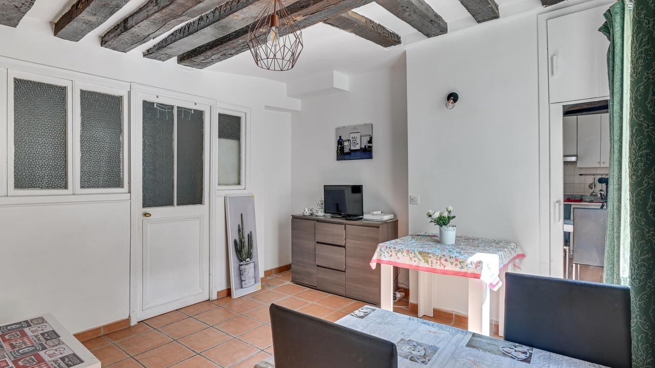 Photo of Others in Saint-Merri