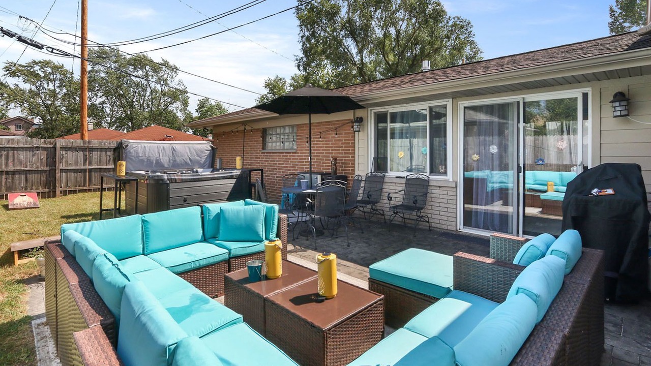 Photo of Patio Balcony in Miller Beach