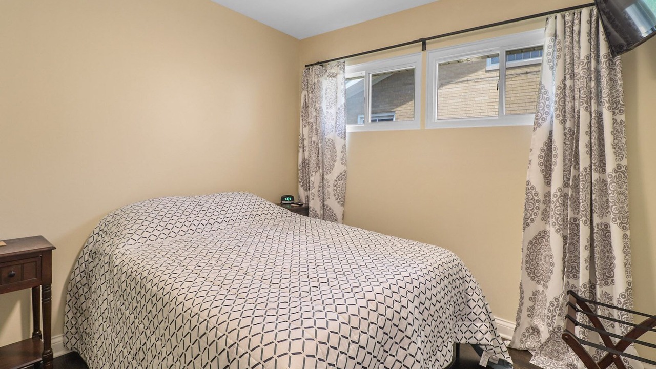 Photo of Bedroom in Miller Beach