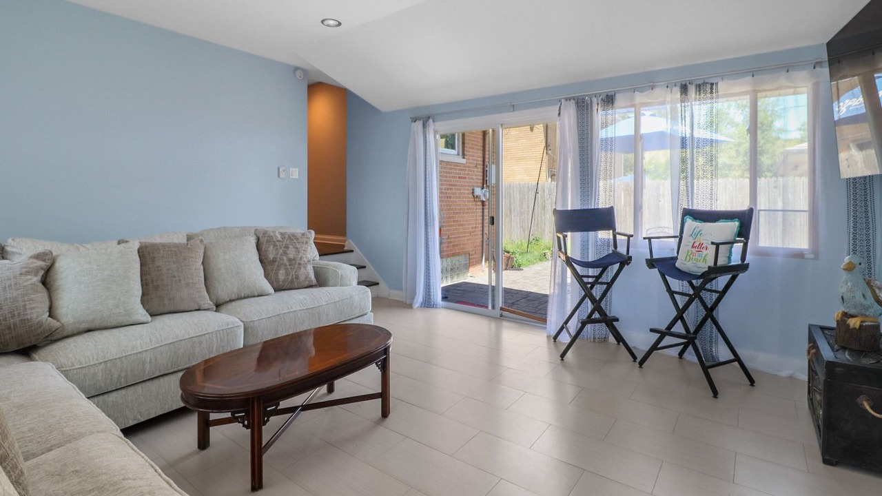 Photo of Livingroom in Miller Beach