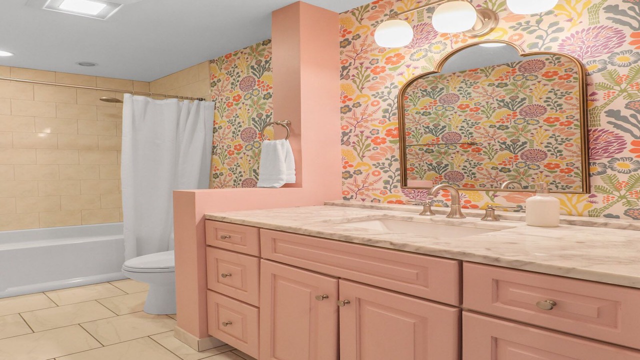 Photo of Bathroom in Miller Beach