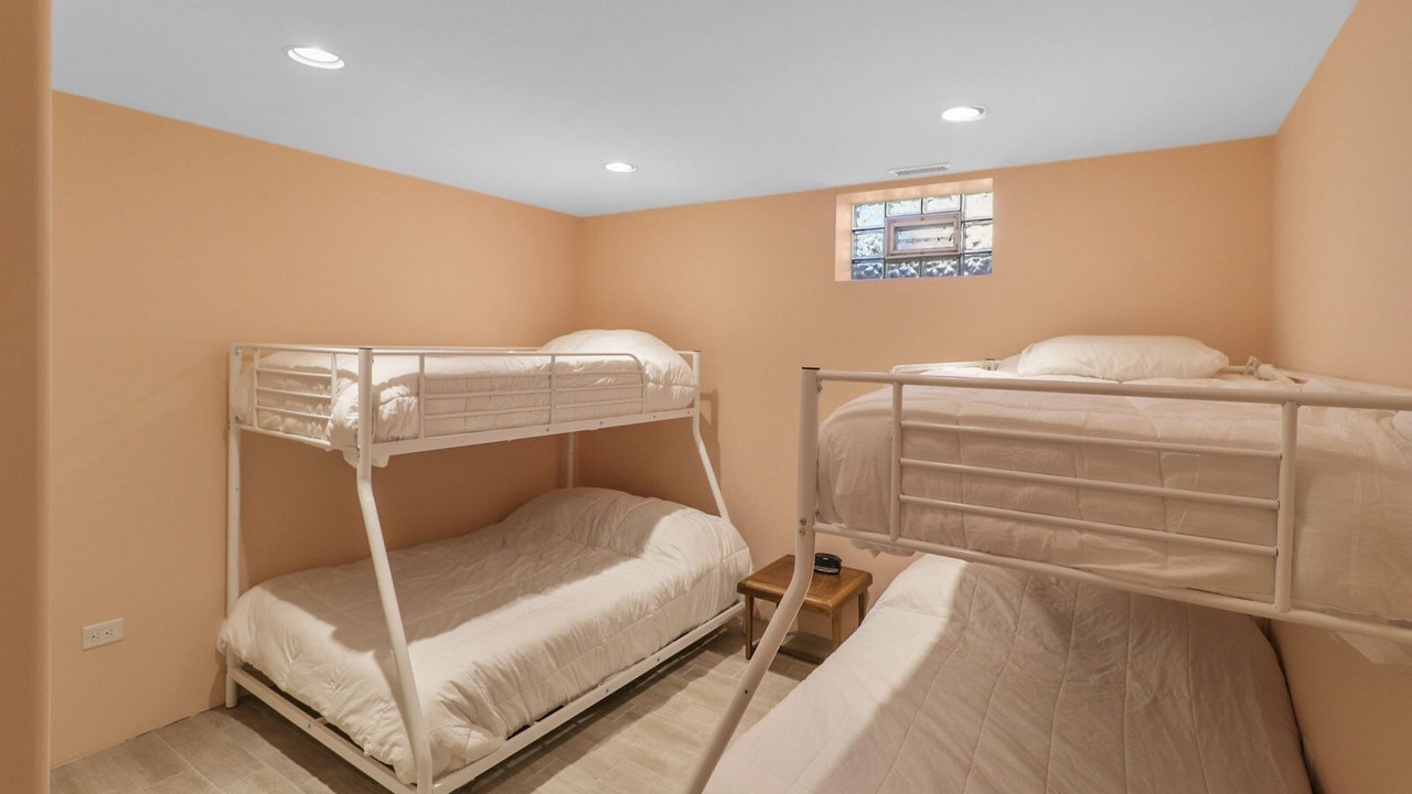 Photo of Bedroom in Miller Beach