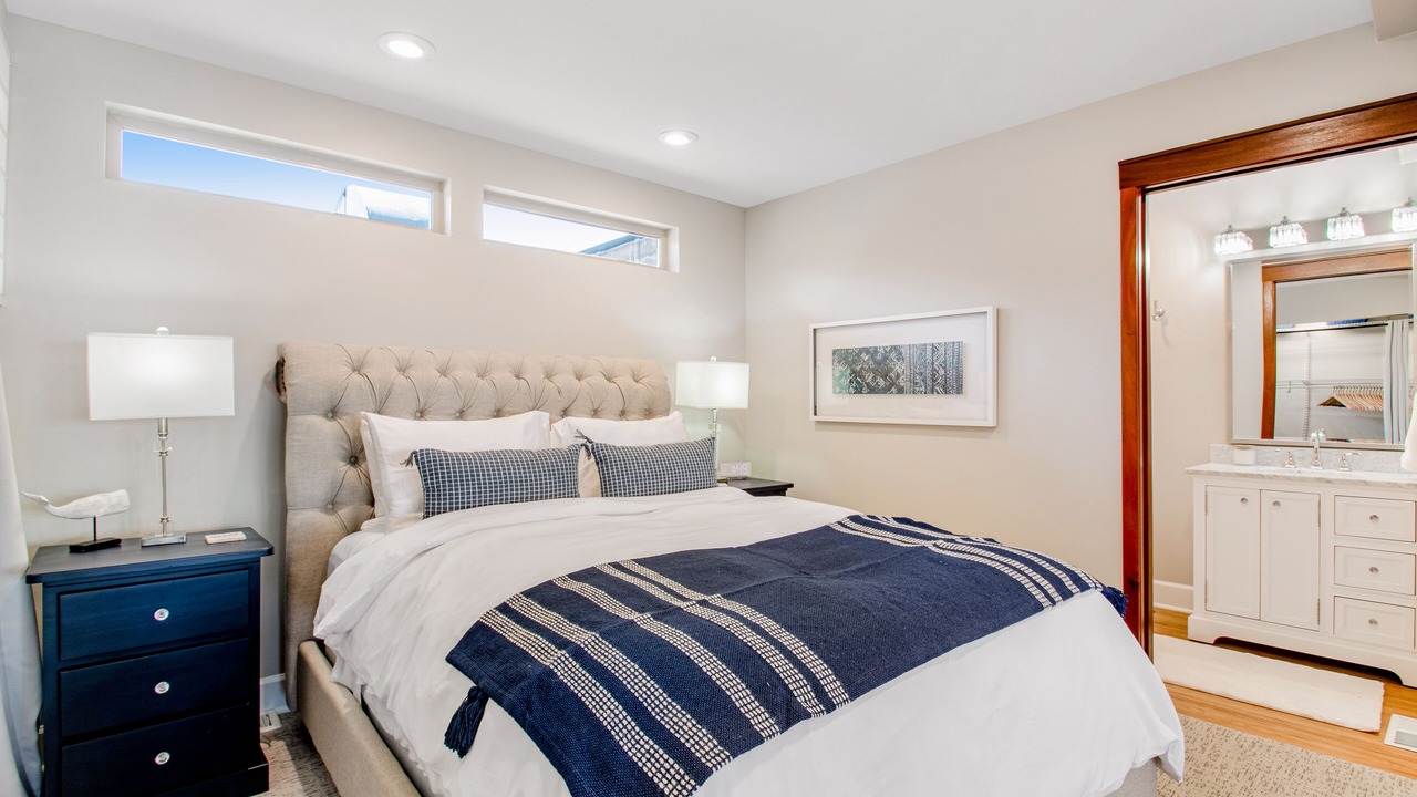 Photo of Bedroom in Port Angeles