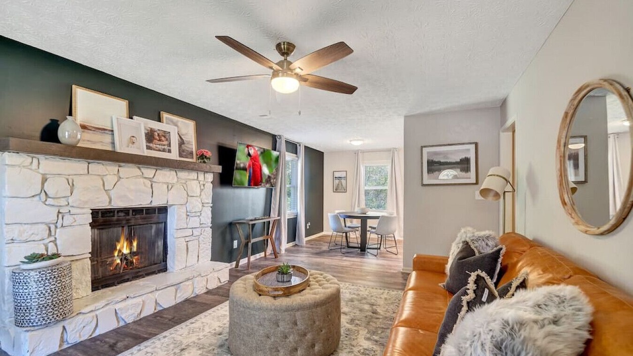Photo of Livingroom in Marietta