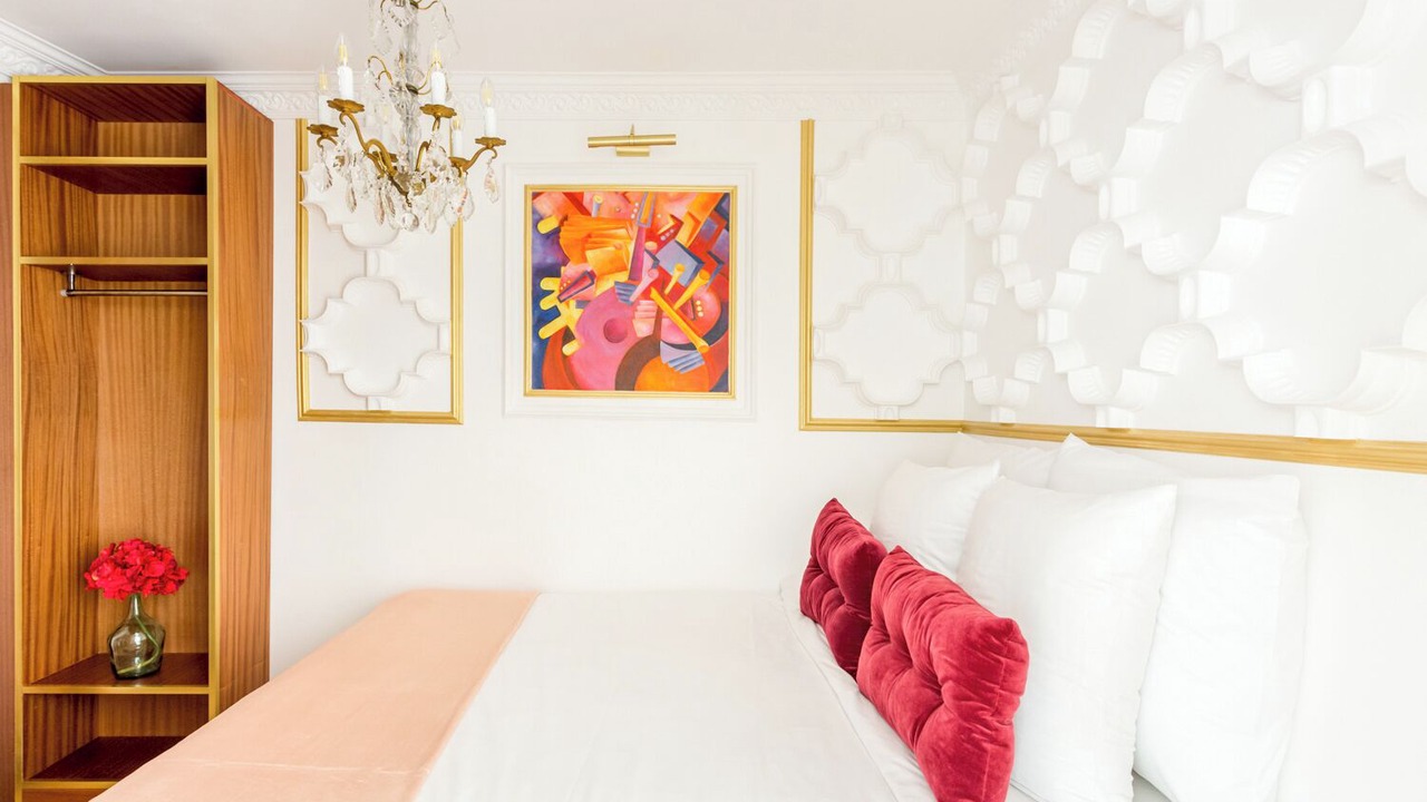 Photo of Bedroom in Saint-Merri