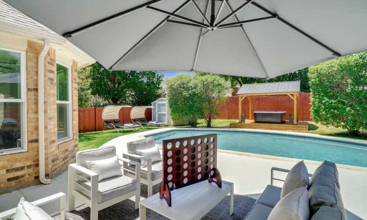 Photo of Patio Balcony in Flower Mound
