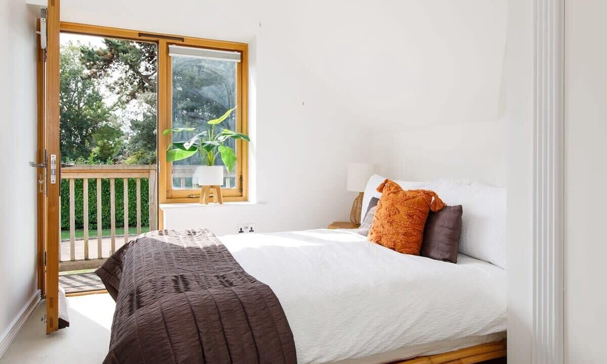 Photo of Patio Balcony in Chichester