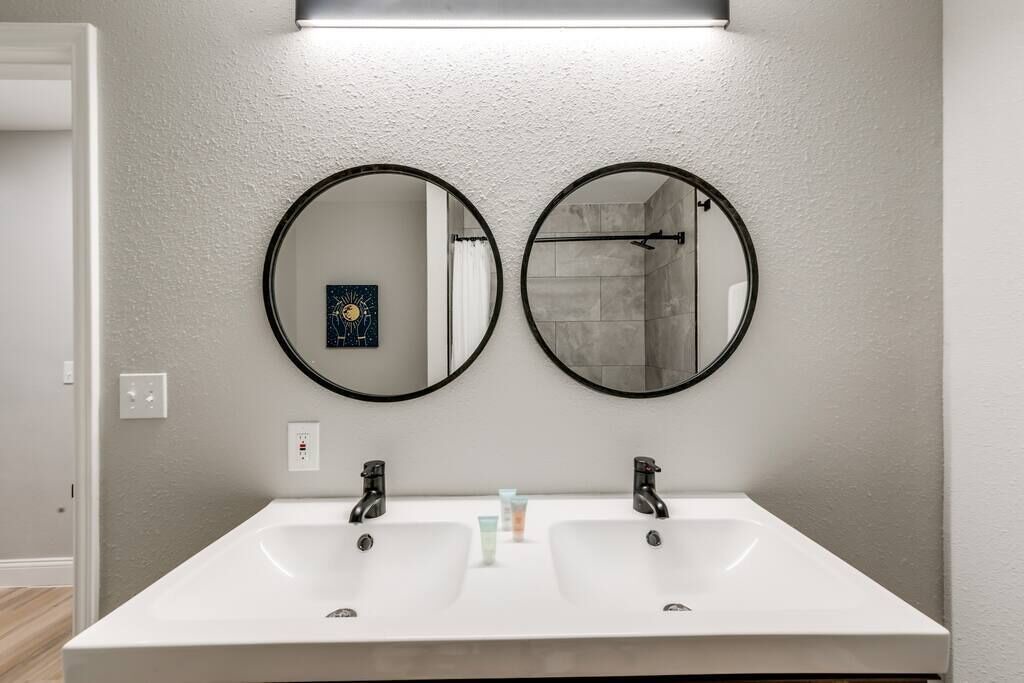 Photo of Bathroom in Original Town