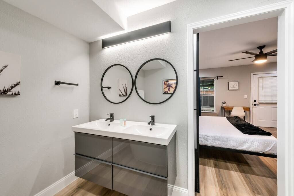 Photo of Bathroom in Original Town