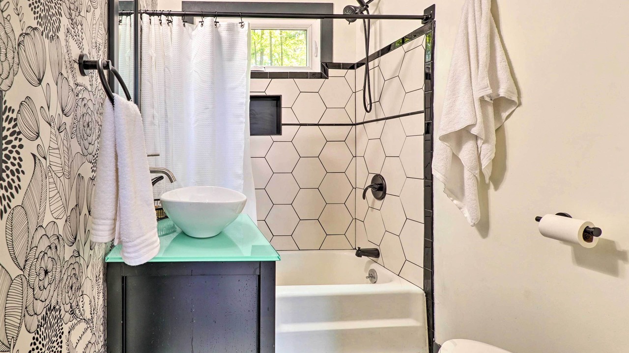 Photo of Bathroom in Canadian Lakes