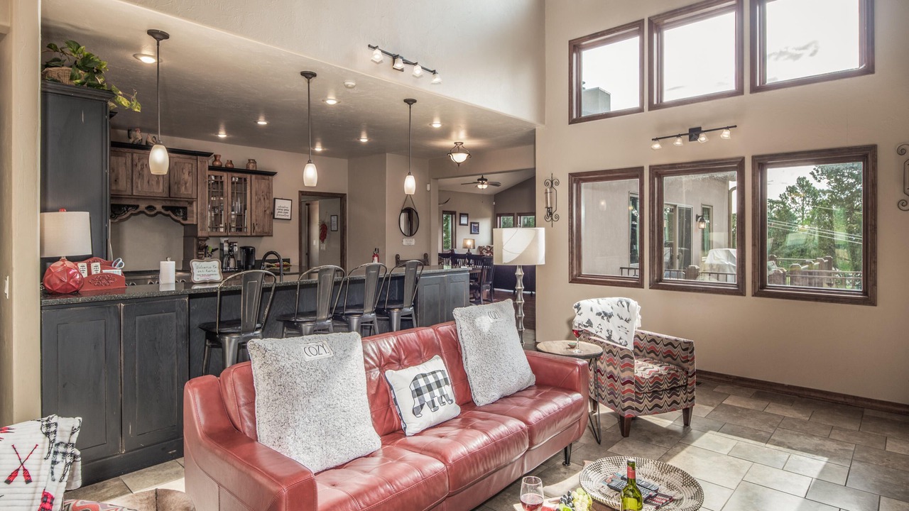 Photo of Livingroom in Ruidoso
