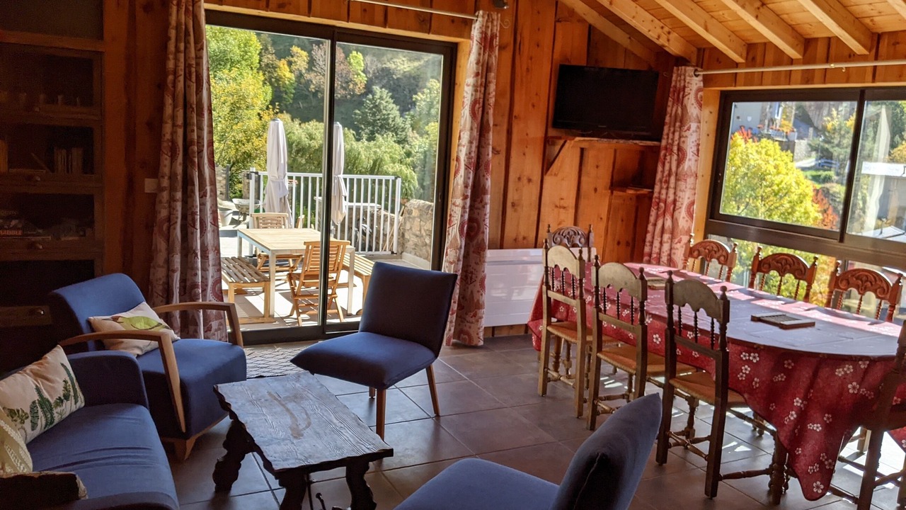 Photo of Livingroom in Llo