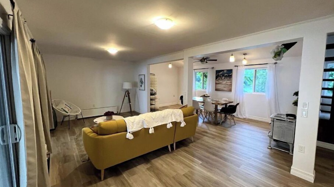 Photo of Livingroom in Batawa