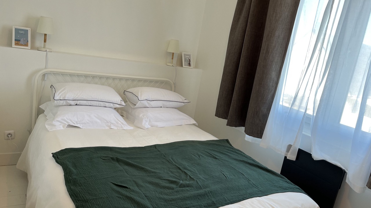 Photo of Bedroom in Luc-sur-Mer