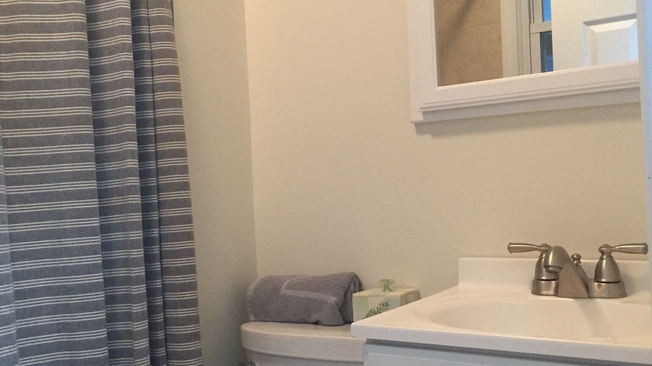 Photo of Bathroom in Pleasant Valley