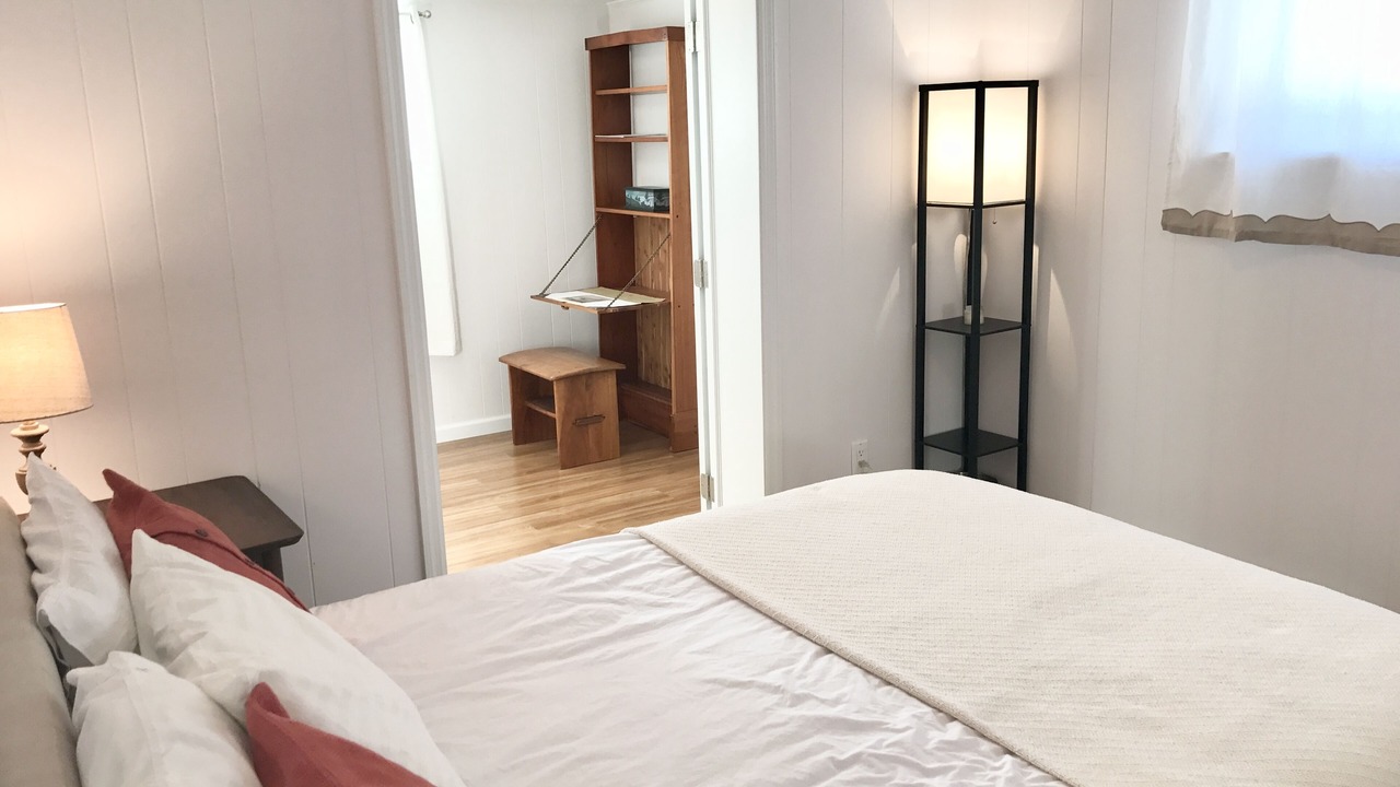 Photo of Bedroom in Pleasant Valley