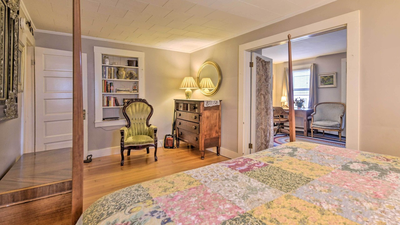 Photo of Bedroom in Granville