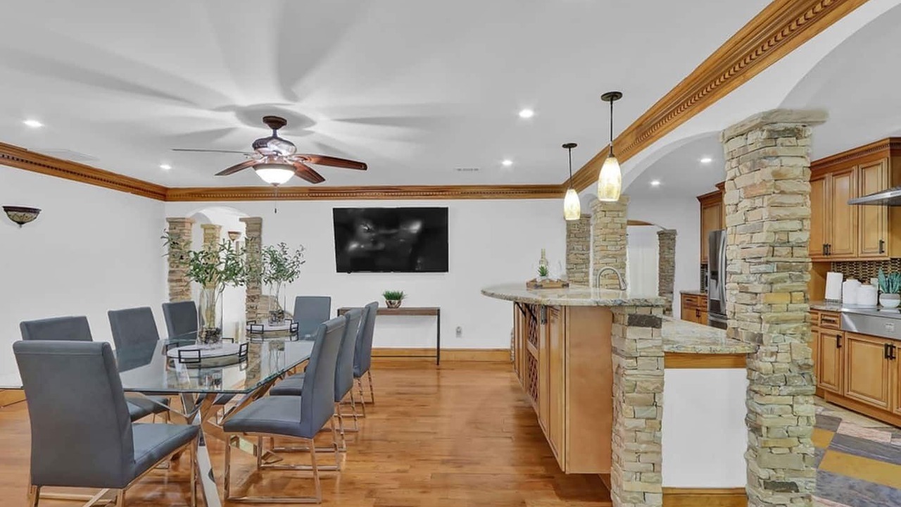 Photo of Bedroom in North Brookhaven