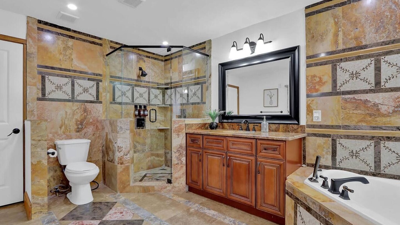 Photo of Bathroom in North Brookhaven