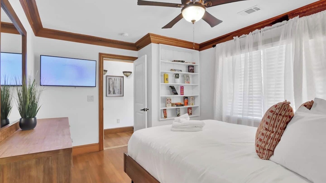Photo of Bedroom in North Brookhaven