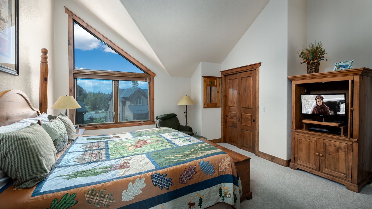 Photo of Bedroom in Four O'Clock