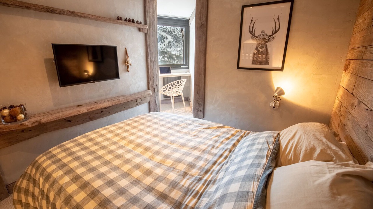 Photo of Bedroom in Meribel Centre