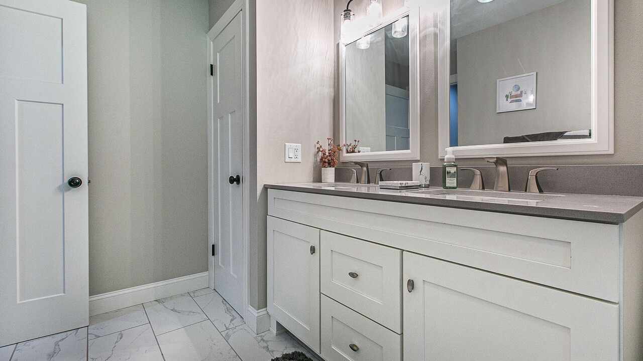 Photo of Bathroom in Dubuque