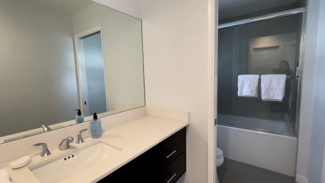 Photo of Bathroom in The Jungle