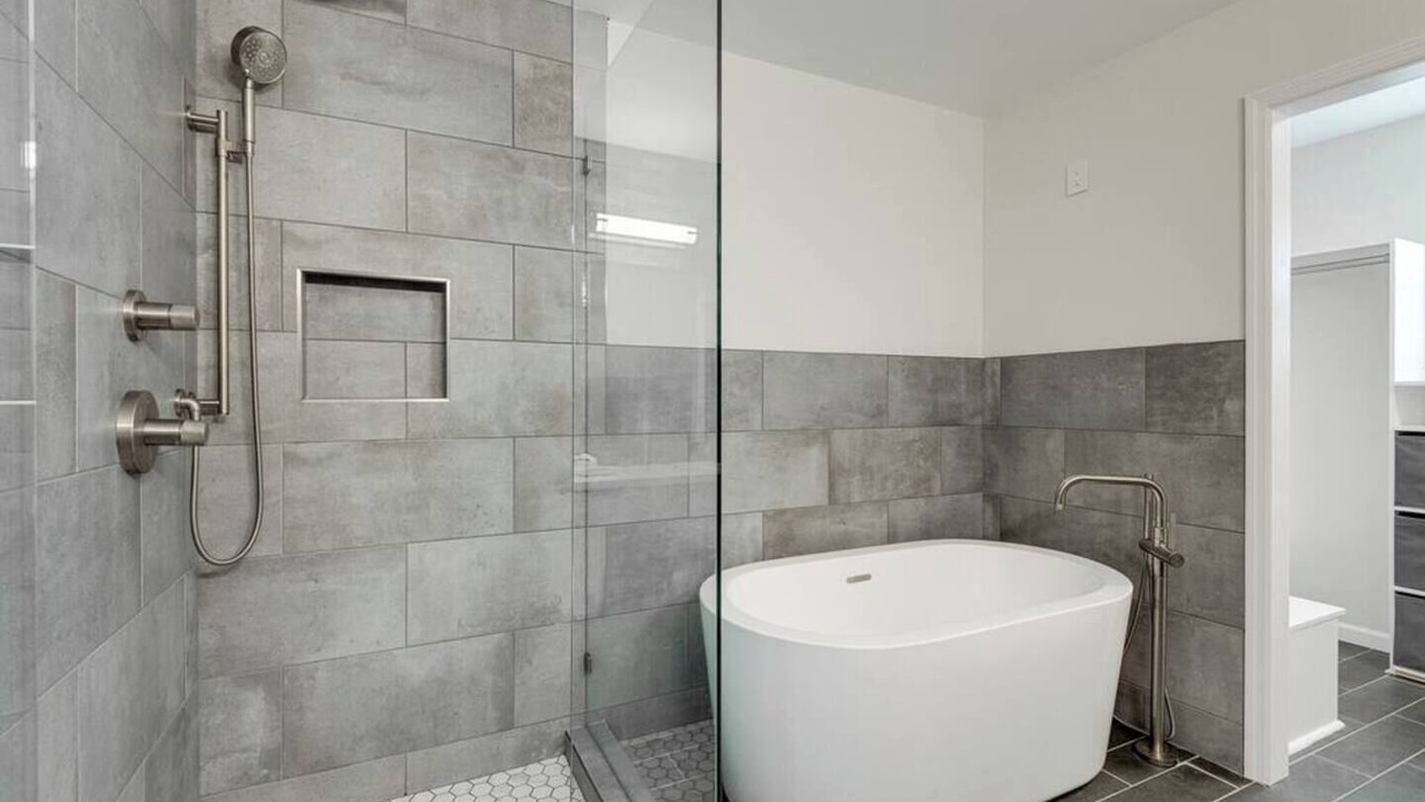 Photo of Bathroom in Nashville-Davidson
