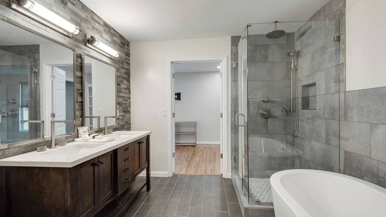 Photo of Bathroom in Nashville-Davidson