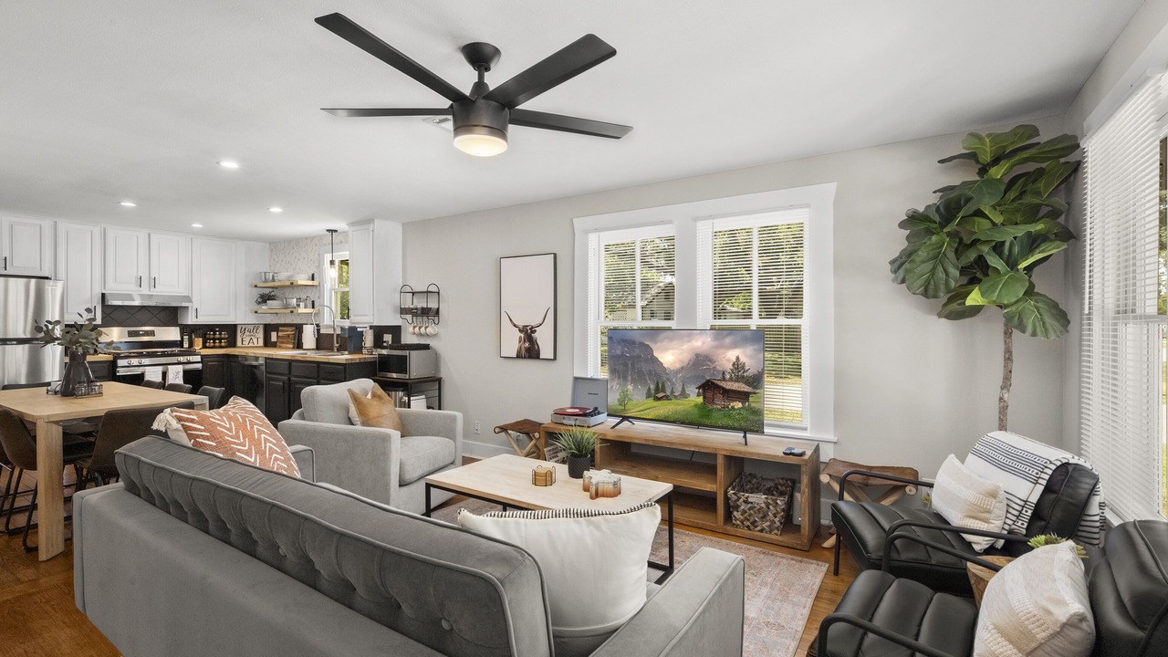 Photo of Livingroom in Tomball
