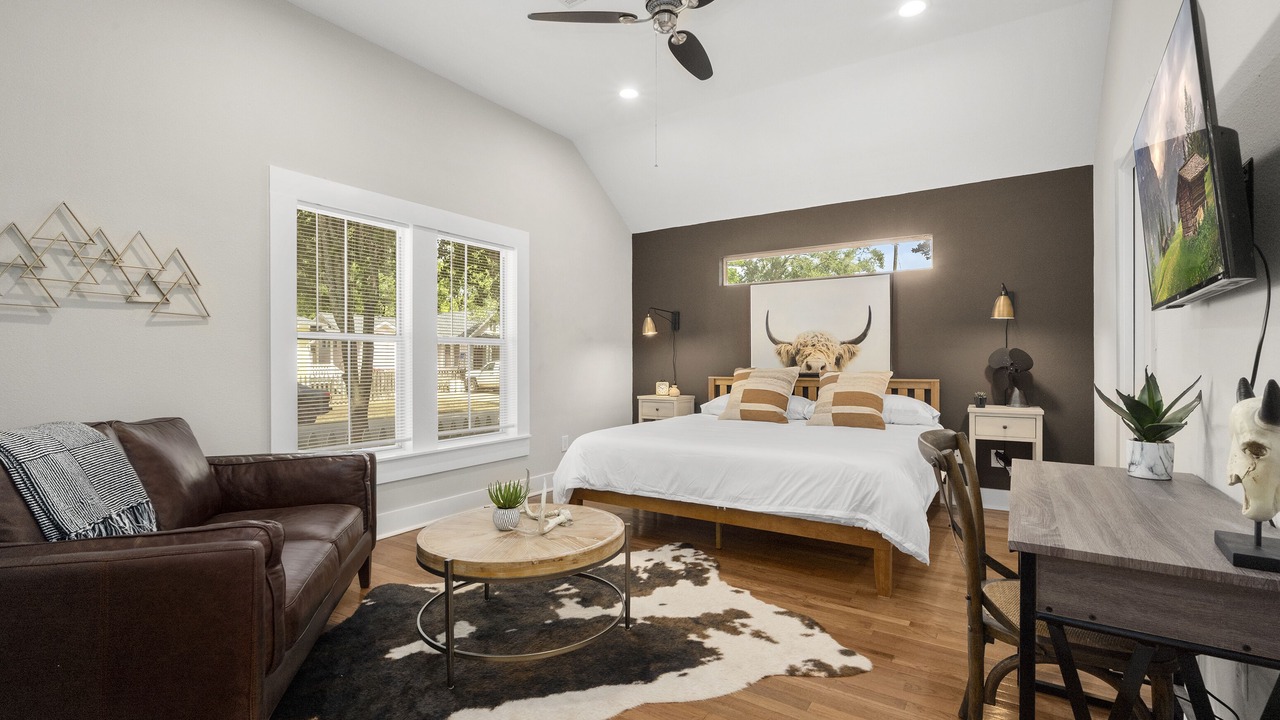 Photo of Bedroom in Tomball