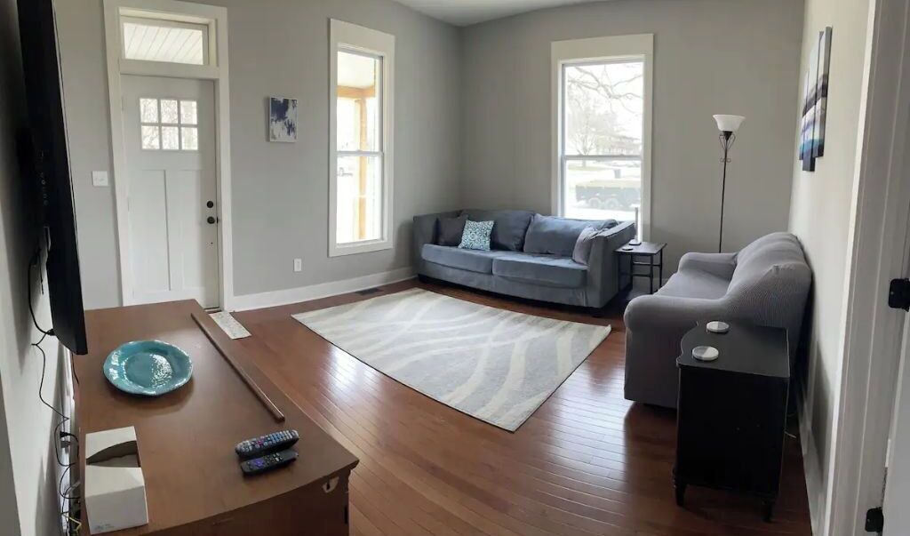 Photo of Livingroom in Mattoon