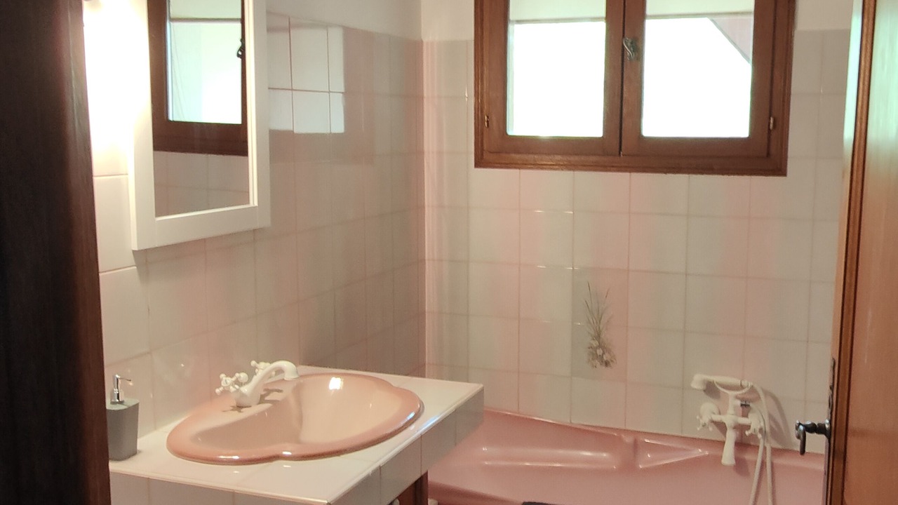 Photo of Bathroom in Boutx