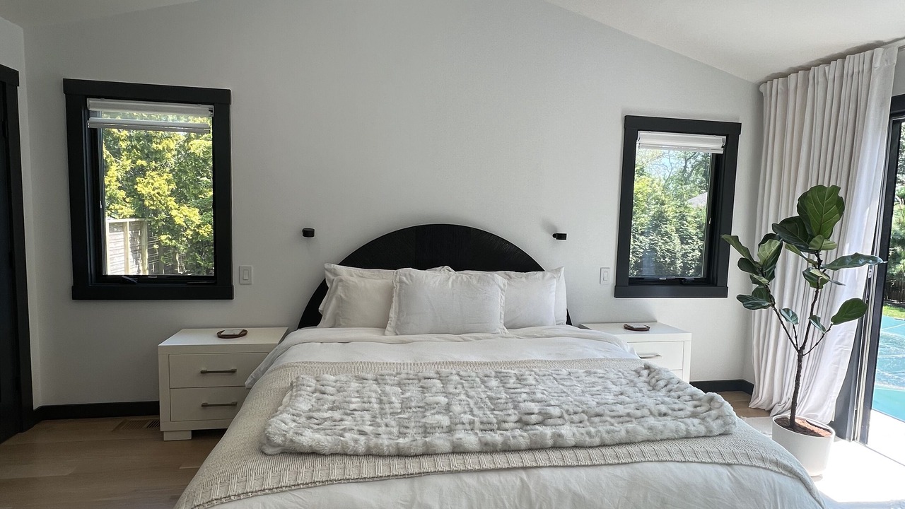 Photo of Others in Hampton Bays