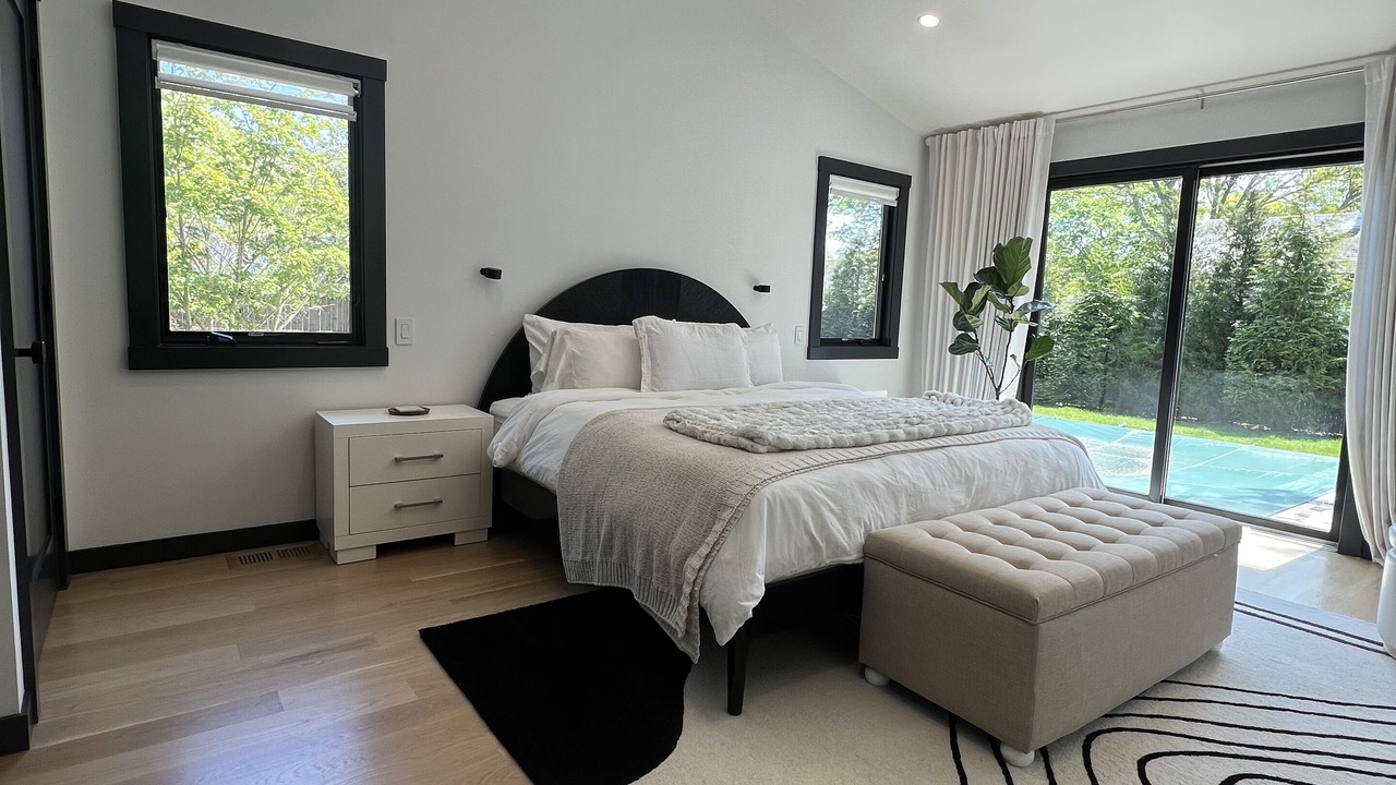 Photo of Others in Hampton Bays