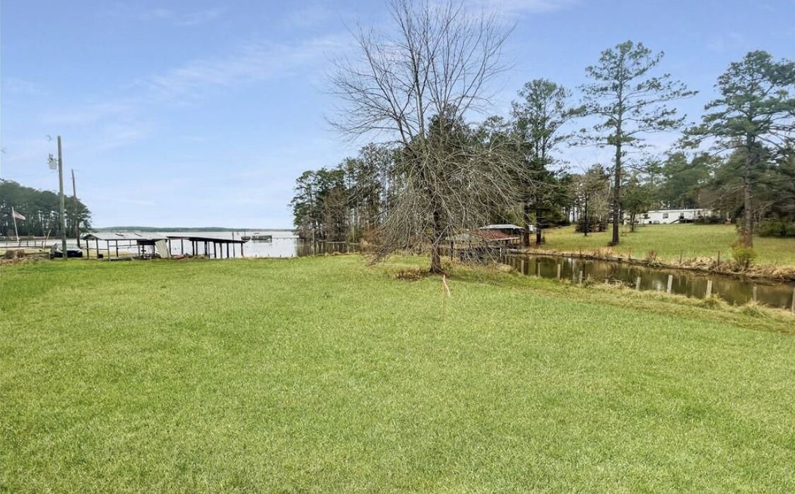 Photo of Outdoor in Leesville