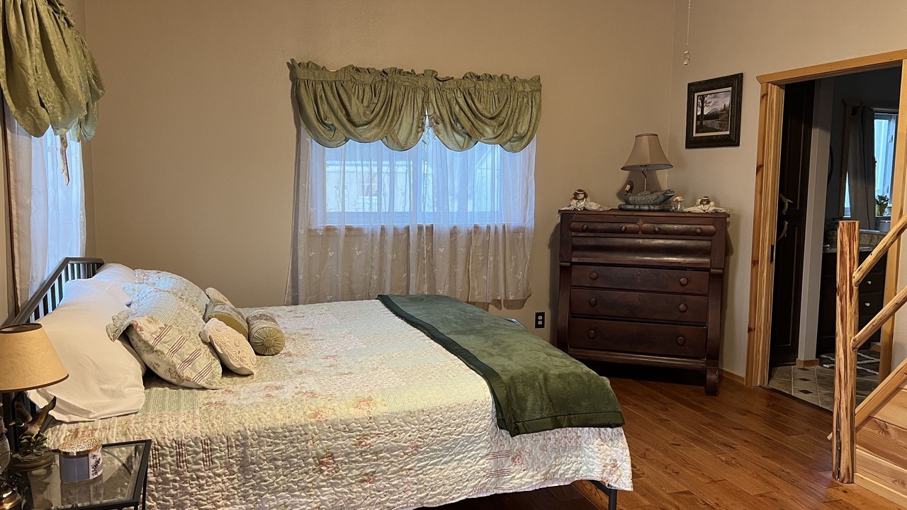 Photo of Bedroom in Leesville