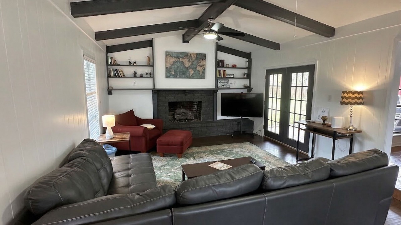 Photo of Livingroom in Taylor