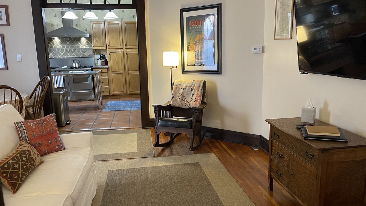 Photo of Livingroom in Greenfield