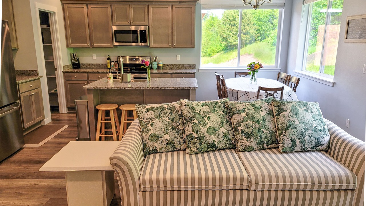 Photo of Others in Netarts