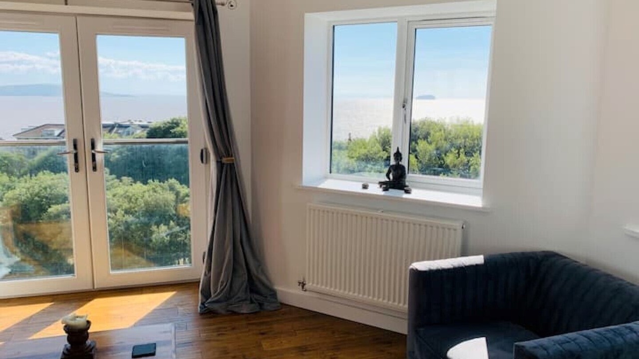 Photo of Livingroom in Weston-super-Mare