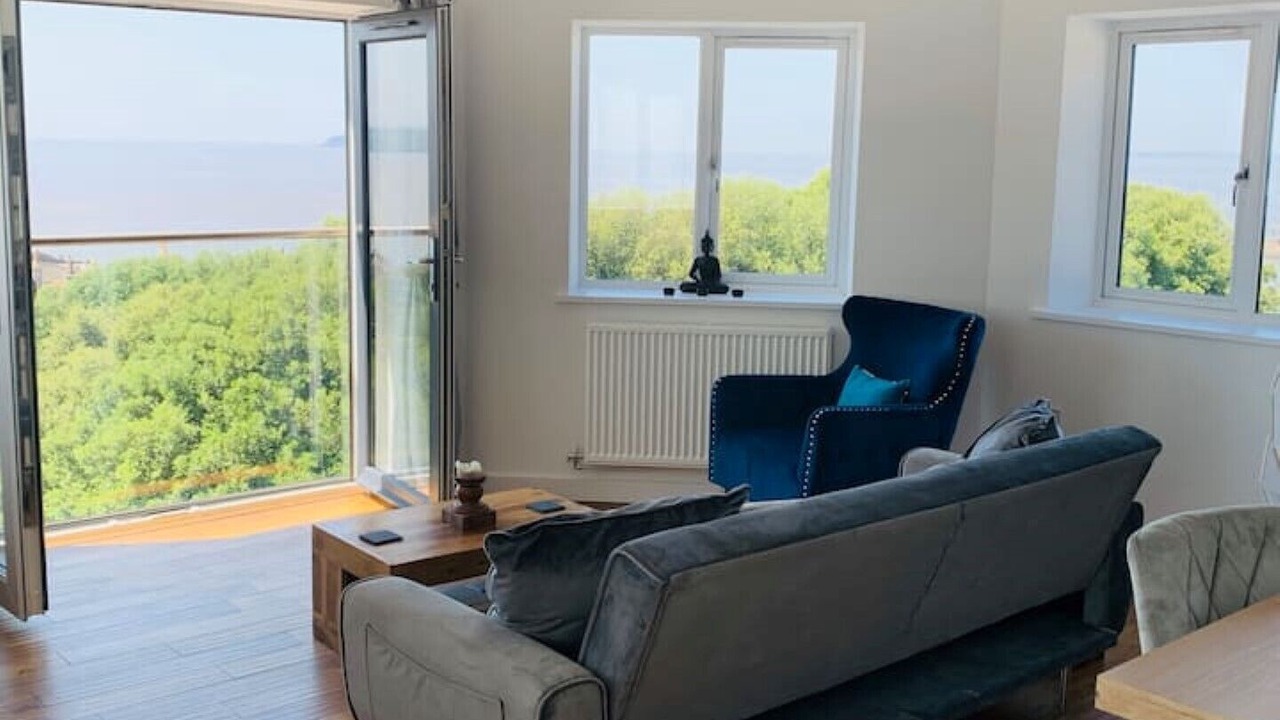 Photo of Livingroom in Weston-super-Mare