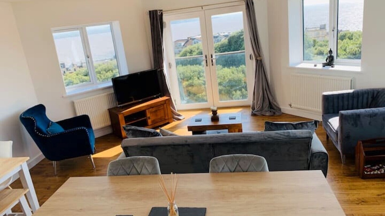 Photo of Livingroom in Weston-super-Mare