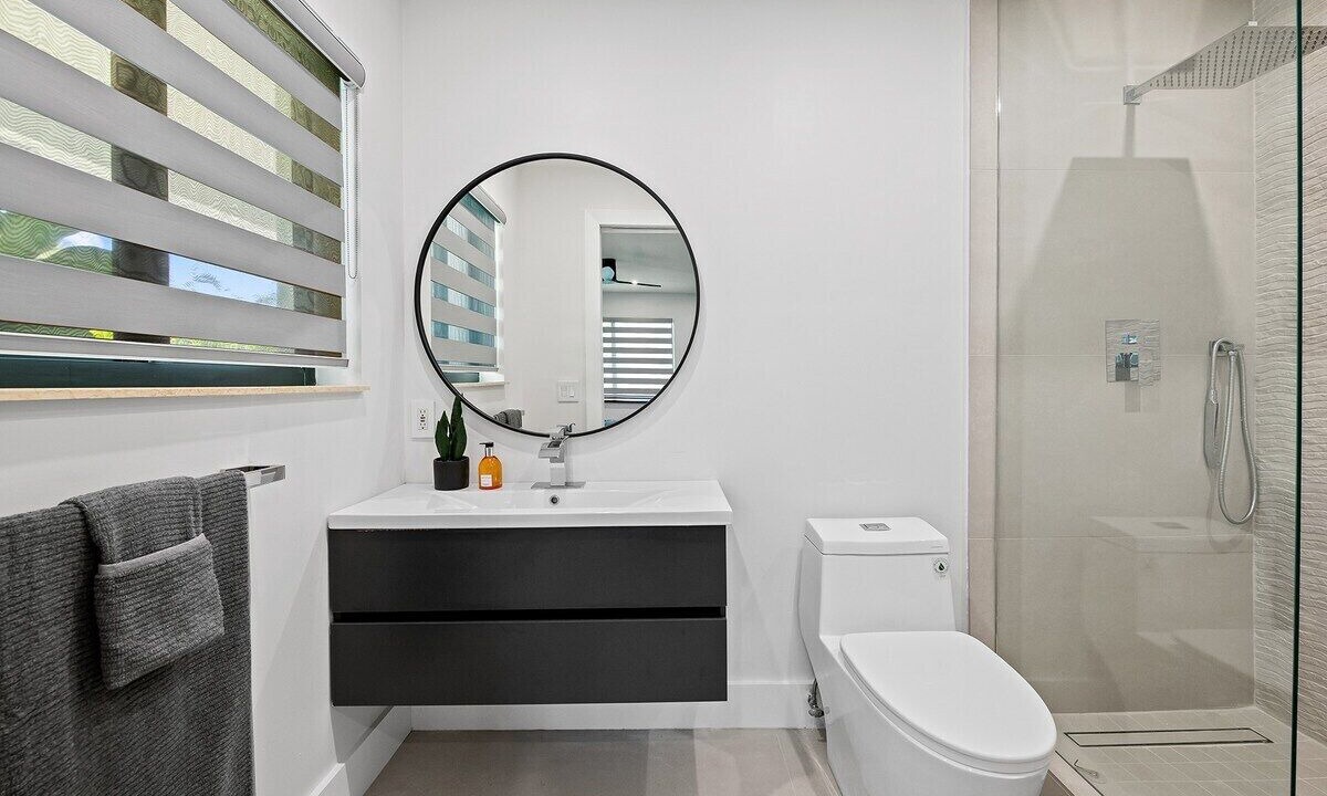 Photo of Bathroom in Wilton Manors